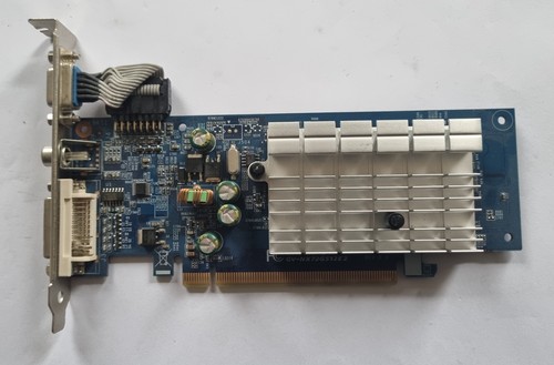 Gigabyte geforce 7200gs - gigabyte,